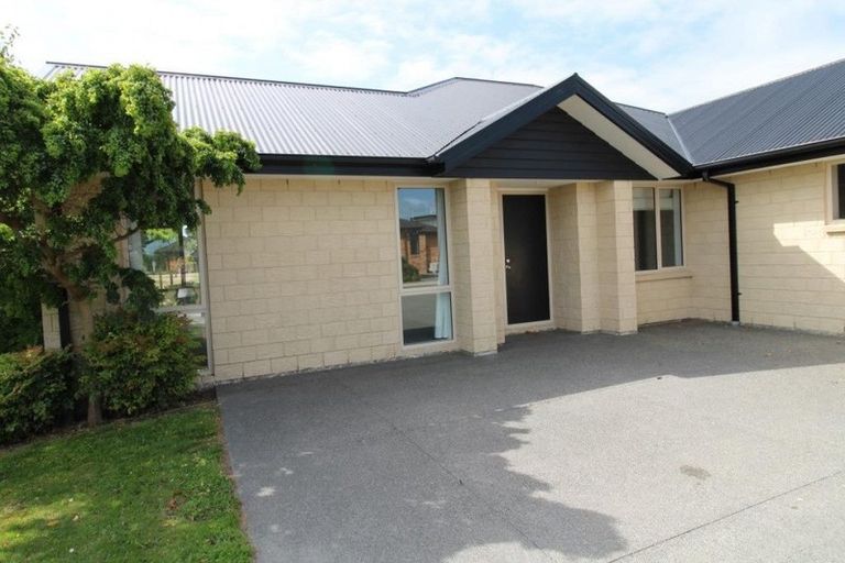 Photo of property in 2 Aroha Street, Pegasus, 7612