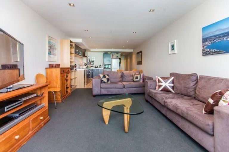 Photo of property in Monument Apartments, 5f/245 Wakefield Street, Te Aro, Wellington, 6011