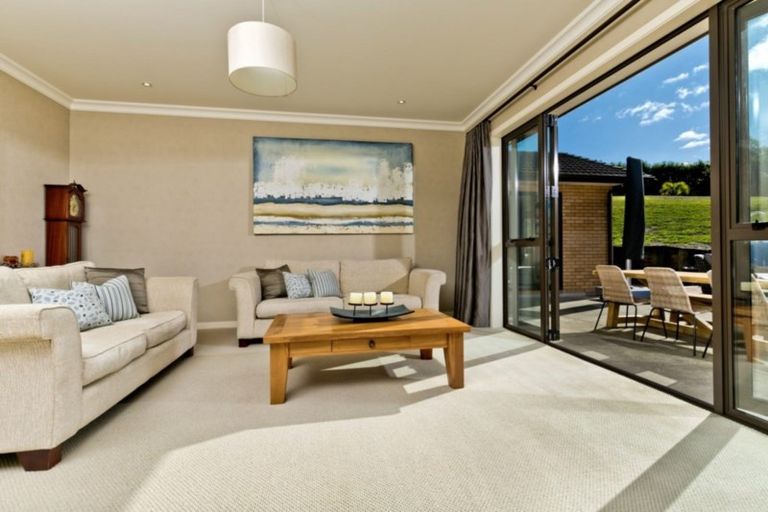 Photo of property in 41 Rautahi Terrace, Redvale, Albany, 0792