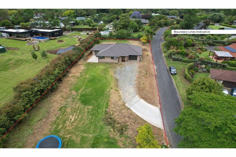 Photo of property in 12 Pickmere Lane, Kerikeri, 0230