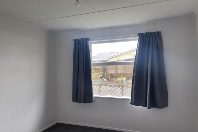 Photo of property in 613 Queen Street East, Levin, 5510