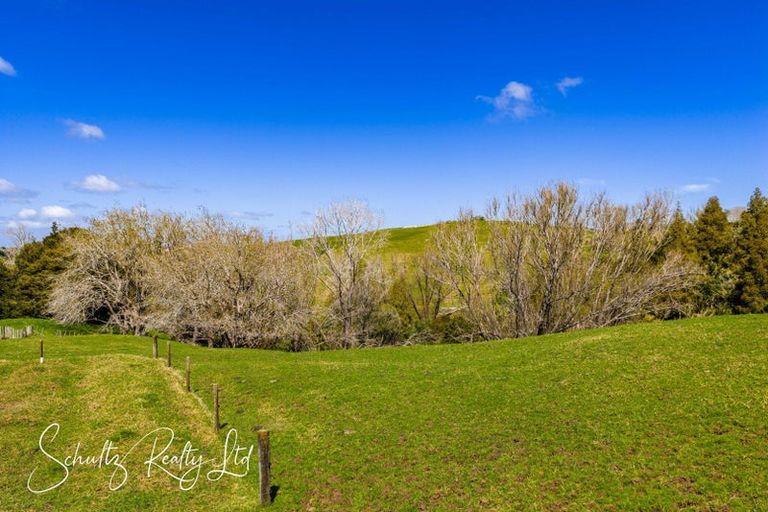 Photo of property in 32 Nikau Lane, Maungaturoto, 0520