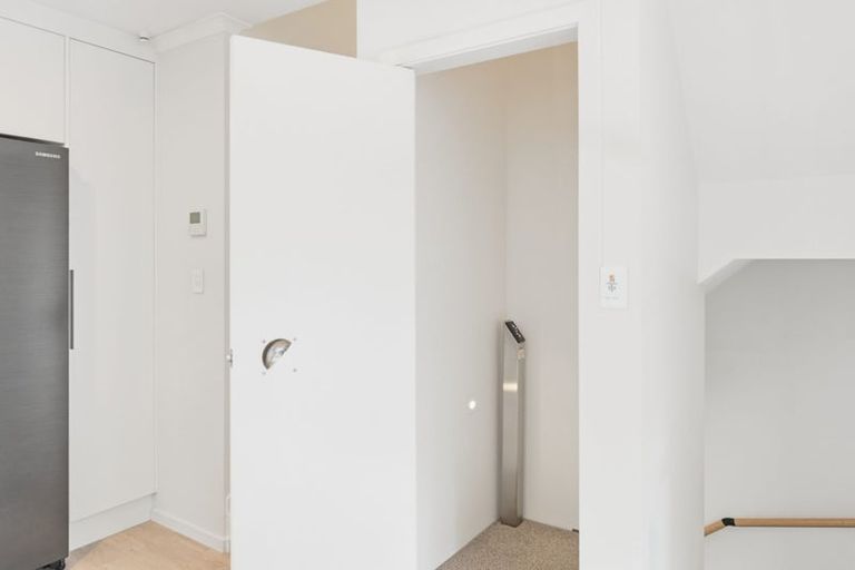 Photo of property in 2b Edgecumbe Street, Whitiora, Hamilton, 3200