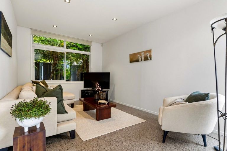 Photo of property in 6 Beresford Street, Bayswater, Auckland, 0622