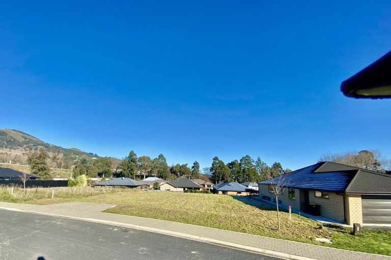 Photo of property in 72 Heathfield Drive, Mosgiel, 9024