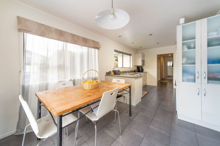 Photo of property in 12 Lockesley Place, Onerahi, Whangarei, 0110