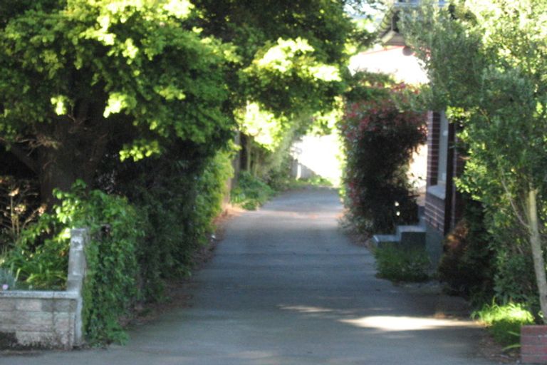 Photo of property in 2/378 Memorial Avenue, Burnside, Christchurch, 8053