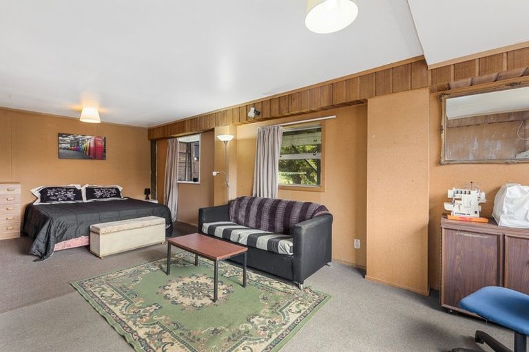 Photo of property in 29 Newburn Grove, Wainuiomata, Lower Hutt, 5014