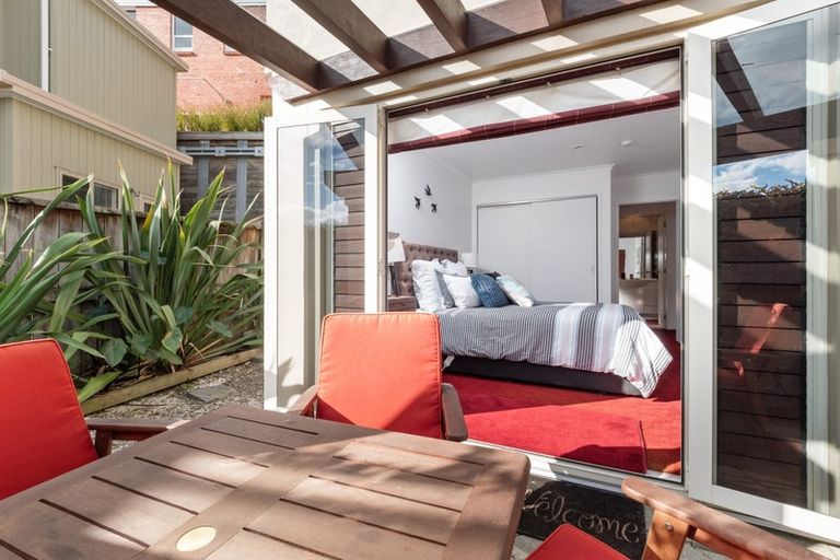 Photo of property in 118b Fourth Avenue, Tauranga, 3110