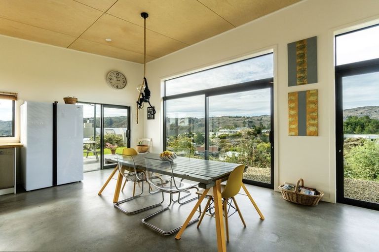 Photo of property in 23 Aronui Road, Bridge Hill, Alexandra, 9320