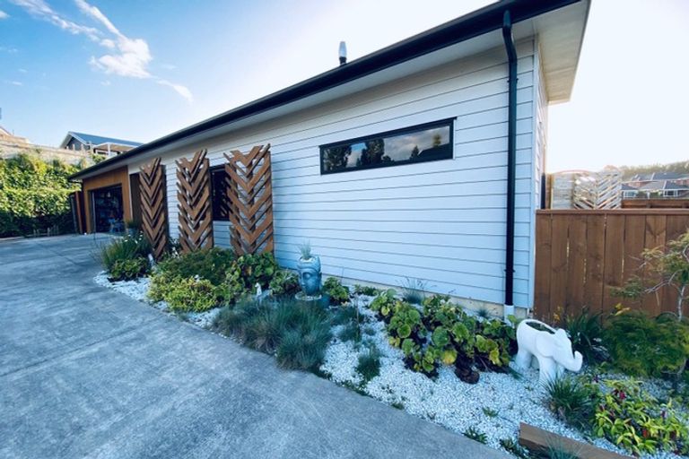 Photo of property in 69 Cyrus Street, Whalers Gate, New Plymouth, 4310
