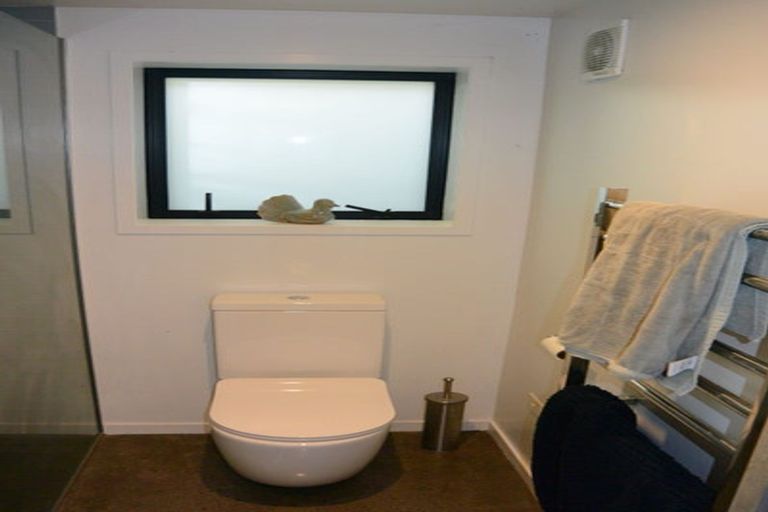 Photo of property in 325a Muritai Road, Eastbourne, Lower Hutt, 5013