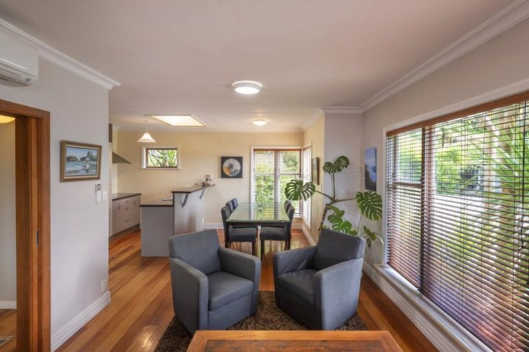 Photo of property in 118 Duncan Terrace, Kilbirnie, Wellington, 6022