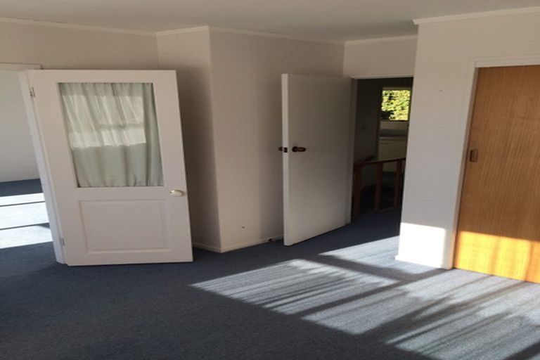 Photo of property in 2/13 Upper Bourke Street, Kilbirnie, Wellington, 6022