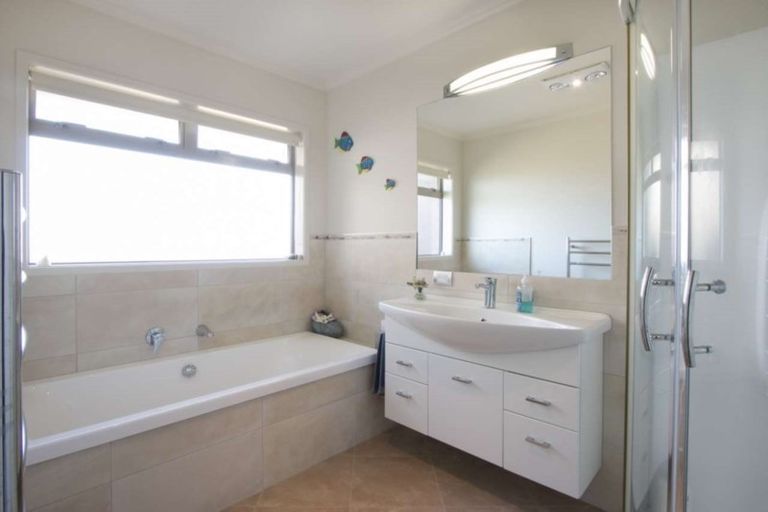 Photo of property in 63 Woodland Road, Tahawai, Katikati, 3170