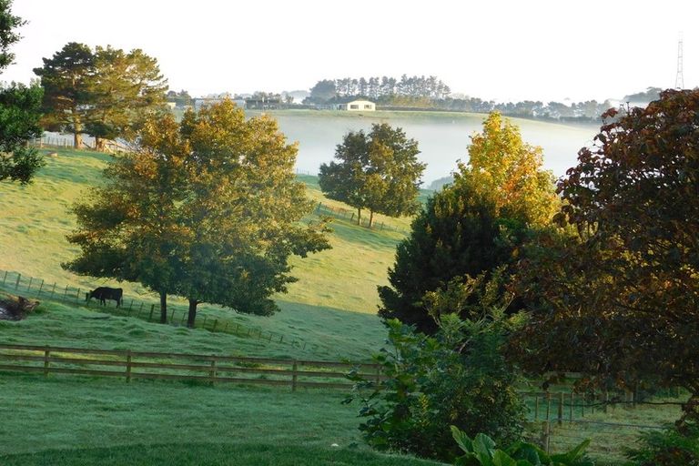 Photo of property in 129 Woodhouse Road, Patumahoe, Pukekohe, 2679