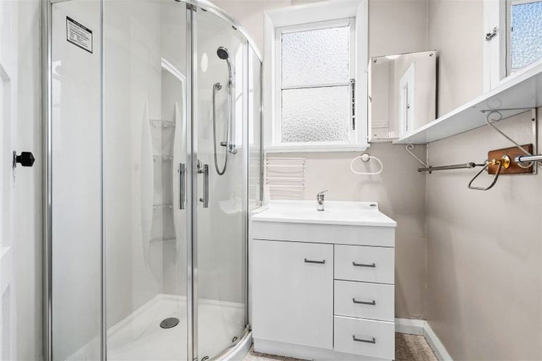 Photo of property in 12 Churchill Street, Kensington, Whangarei, 0112