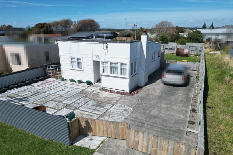 Photo of property in 11 Thomas Place, Foxton Beach, Foxton, 4815