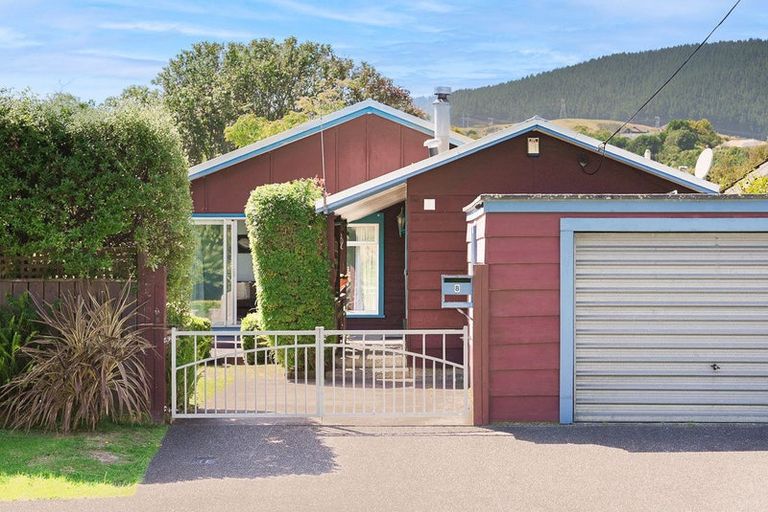 Photo of property in 8 Rata Road, Raumati Beach, Paraparaumu, 5032