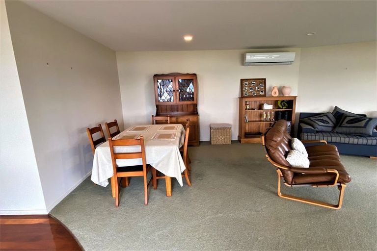 Photo of property in 140 Wattle Bay Road, Manukau Heads, Waiuku, 2684