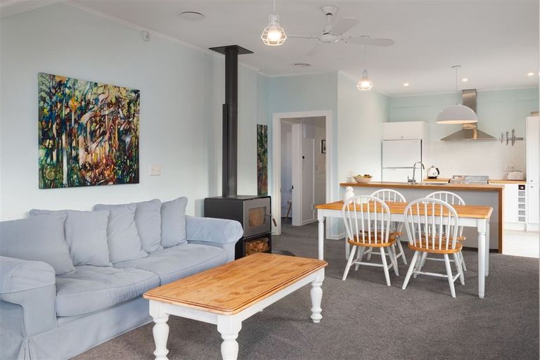 Photo of property in 16 Augusta Street, Redcliffs, Christchurch, 8081