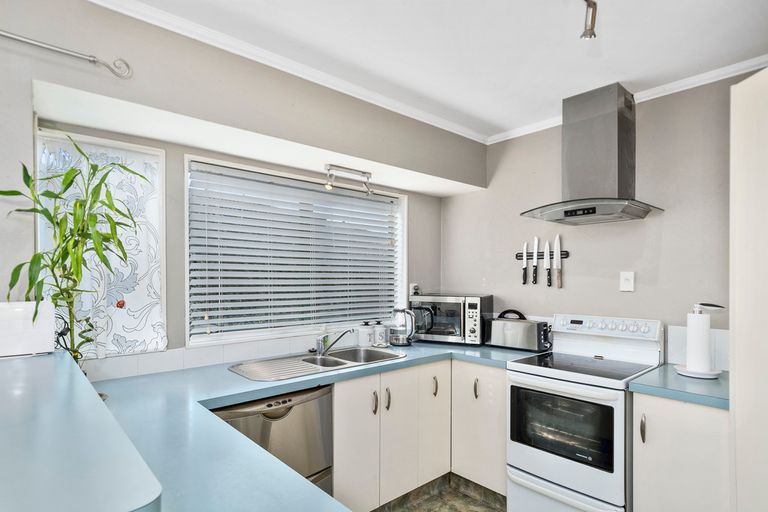 Photo of property in 52 Blake Boulevard, Papamoa Beach, Papamoa, 3118