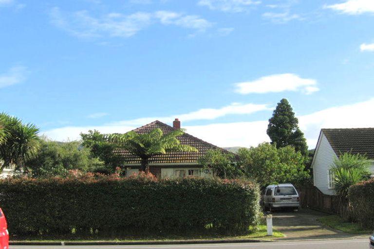 Photo of property in 883 High Street, Avalon, Lower Hutt, 5011