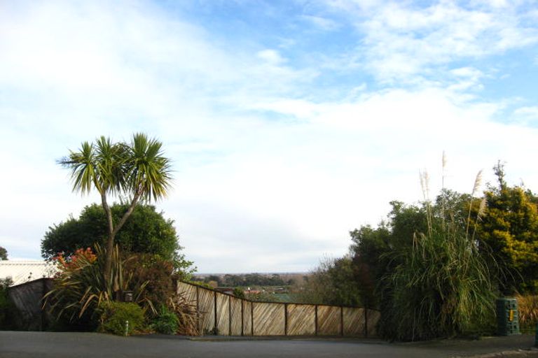 Photo of property in 30 Bengal Drive, Cashmere, Christchurch, 8022