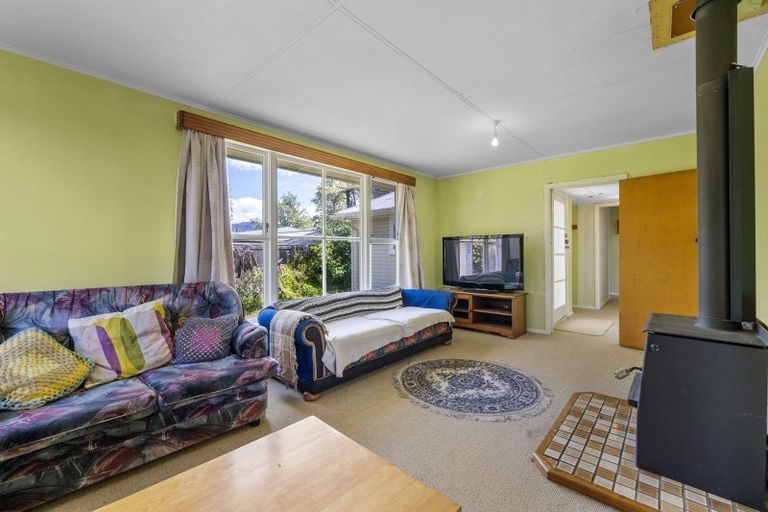 Photo of property in 152 Te Rangitautahanga Road, Turangi, 3334