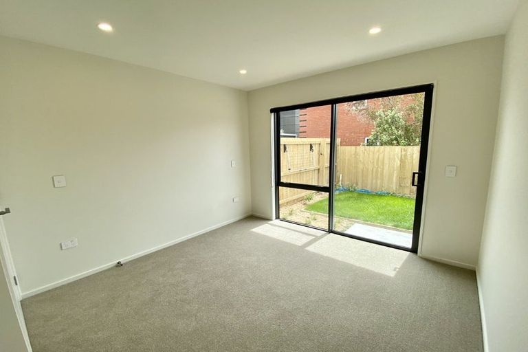 Photo of property in 8/9a Maronan Street, Woolston, Christchurch, 8023