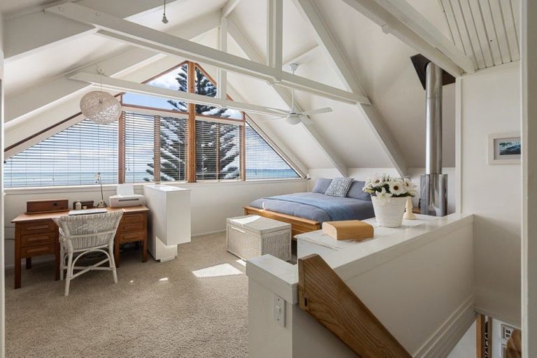 Photo of property in 5 Marine Parade, Orewa, 0931