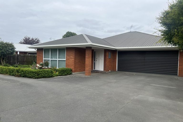 Photo of property in 1/170a Racecourse Road, Sockburn, Christchurch, 8042