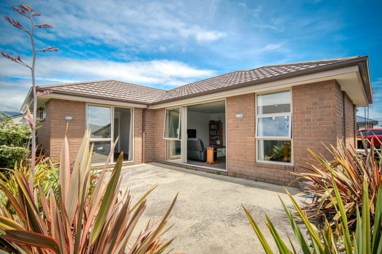 Photo of property in 13/4 Harkness Place, Westport, 7825