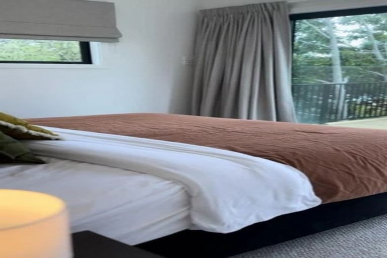 Photo of property in 114 Chevron Crescent, Whangamata, 3620