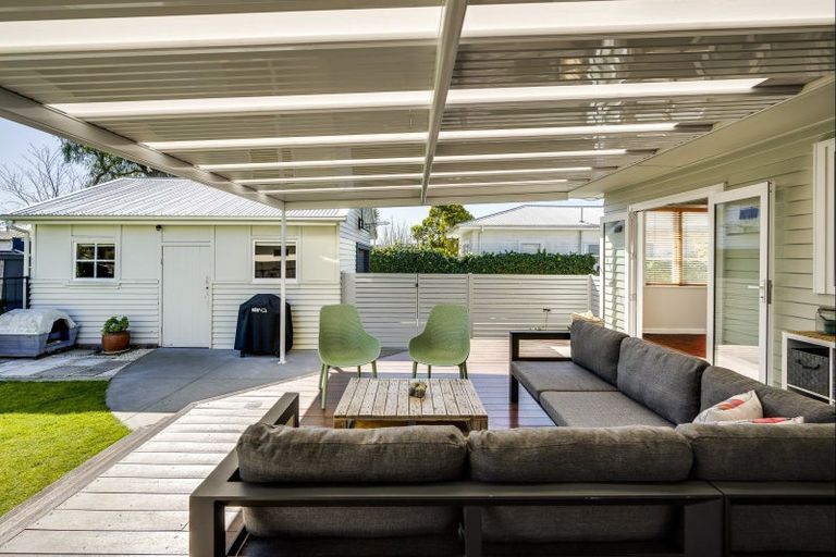 Photo of property in 41 Napier Street, Jervoistown, Napier, 4112