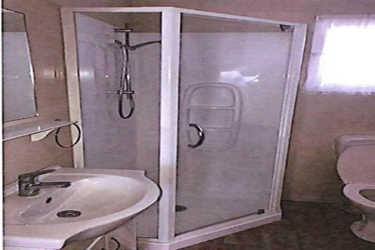 Photo of property in 3/76 Helvetia Road, Pukekohe, 2120