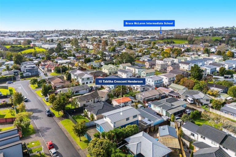 Photo of property in 10 Tabitha Crescent, Henderson, Auckland, 0612