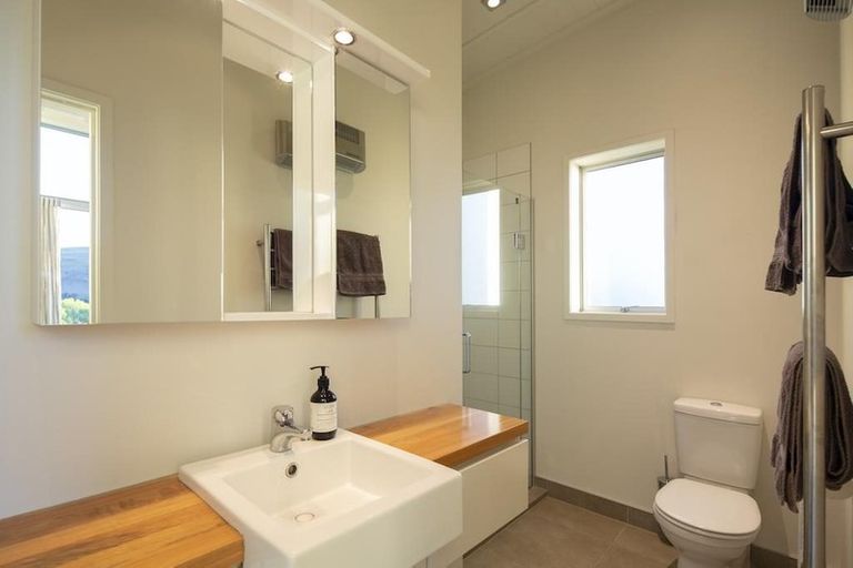 Photo of property in 43 Arrowtn-lke Hayes Road, Lake Hayes, Queenstown, 9371