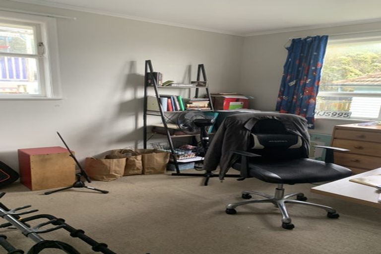 Photo of property in 39 Tukanae Street, Strathmore Park, Wellington, 6022