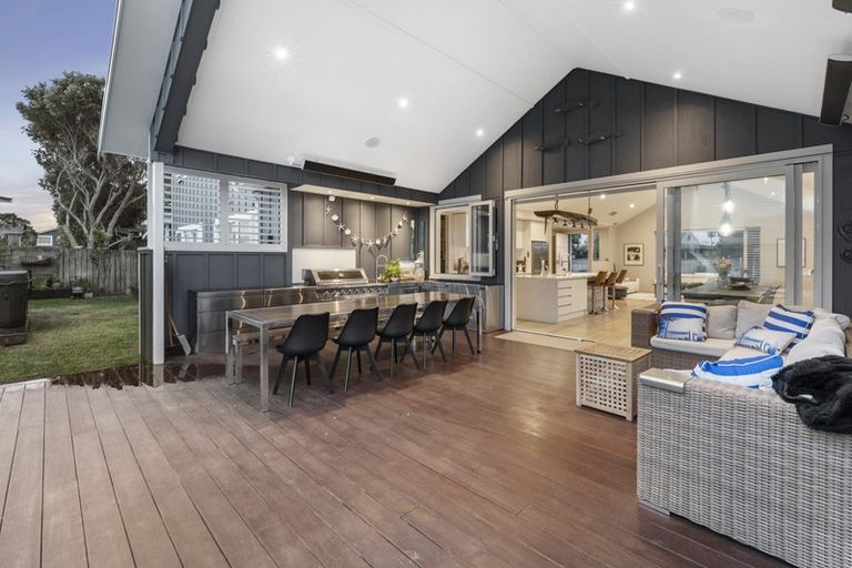 Photo of property in 23 Rita Way, Omaha, 0986