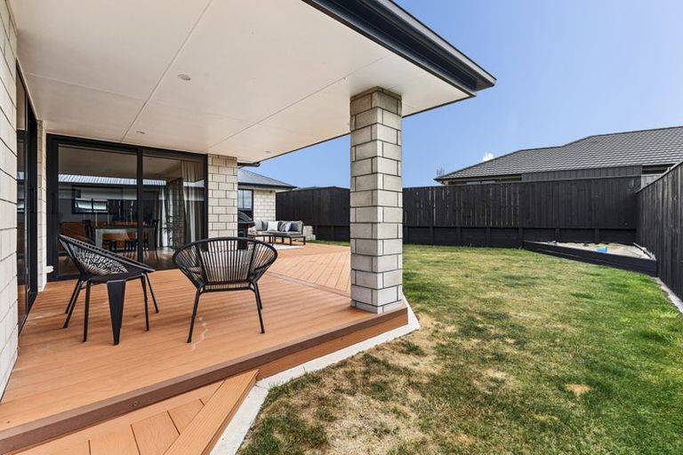 Photo of property in 25 Papawhero Drive, Bell Block, New Plymouth, 4312