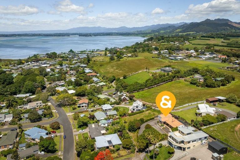 Photo of property in 2 Denby Close, Athenree, Katikati, 3177