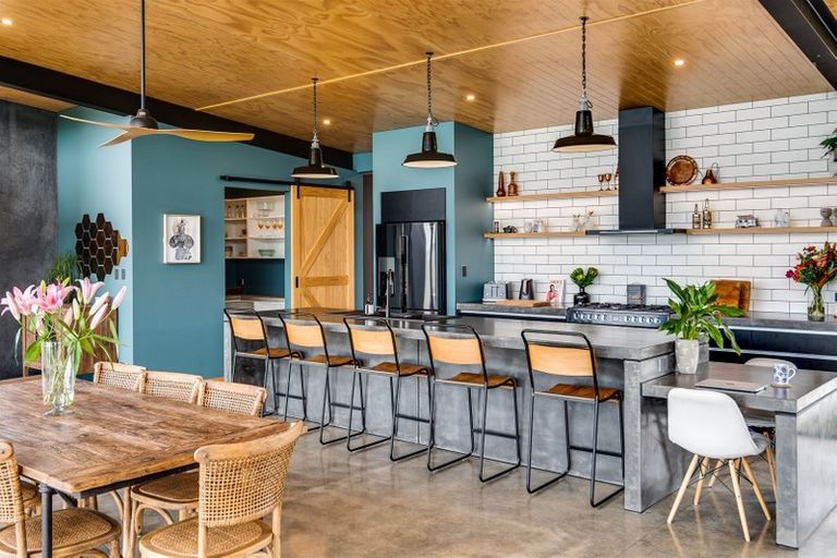 Photo of property in 55 Avery Road, Eskdale, Napier, 4182