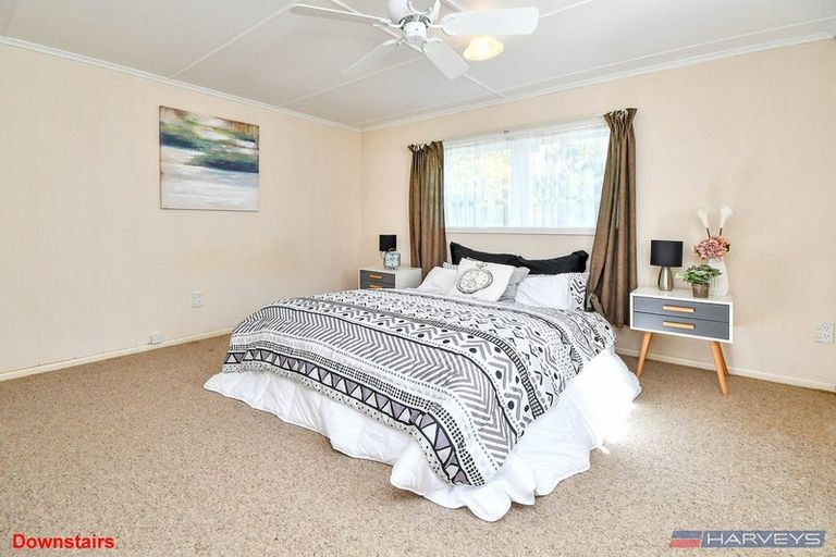 Photo of property in 74 Grande Vue Road, Hillpark, Auckland, 2102