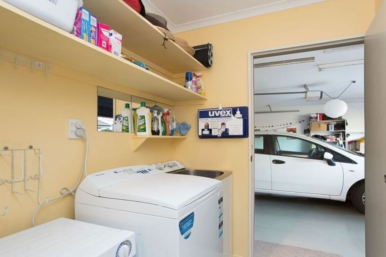 Photo of property in 65 Mauger Drive, Heathcote Valley, Christchurch, 8022