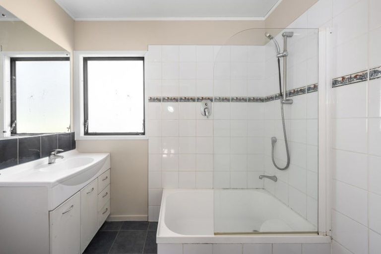 Photo of property in 19b Bell Road, Western Heights, Rotorua, 3015