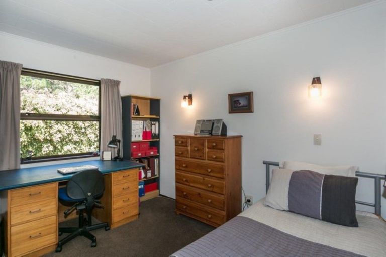 Photo of property in 2067 Taihape Road, Sherenden, Hastings, 4179