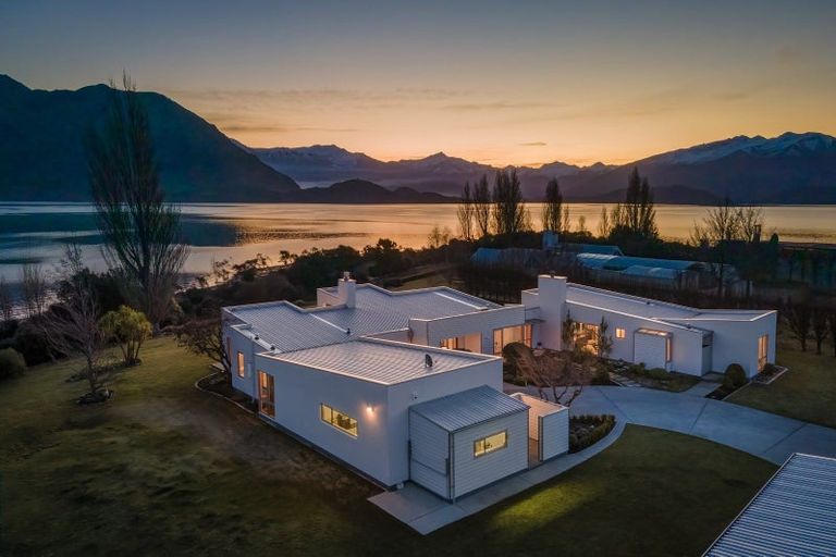 Photo of property in 27 Waimana Place, Wanaka, 9305