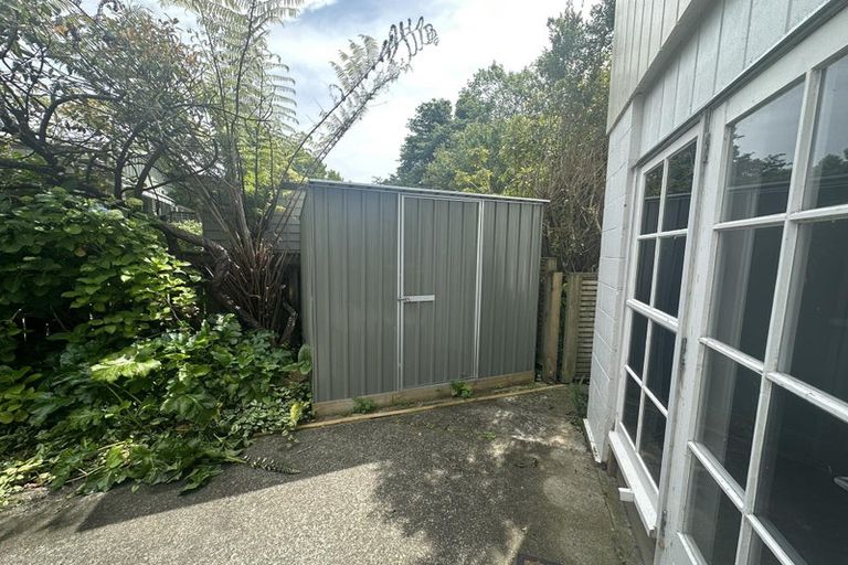 Photo of property in 4a Dowling Grove, Silverstream, Upper Hutt, 5019