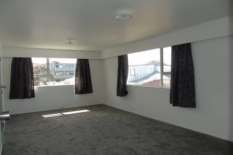 Photo of property in 11 Adelaide Street, Petone, Lower Hutt, 5012